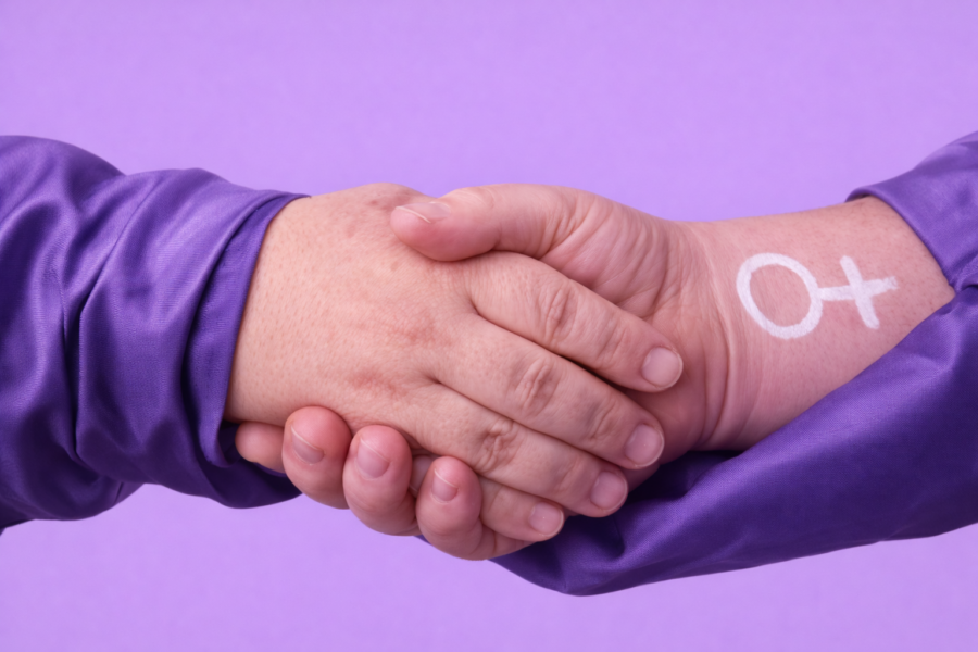 Campaña de ADEE por el 8M sobre mujeres y niñas con acondroplasia y otras displasias esqueléticas con enanismo